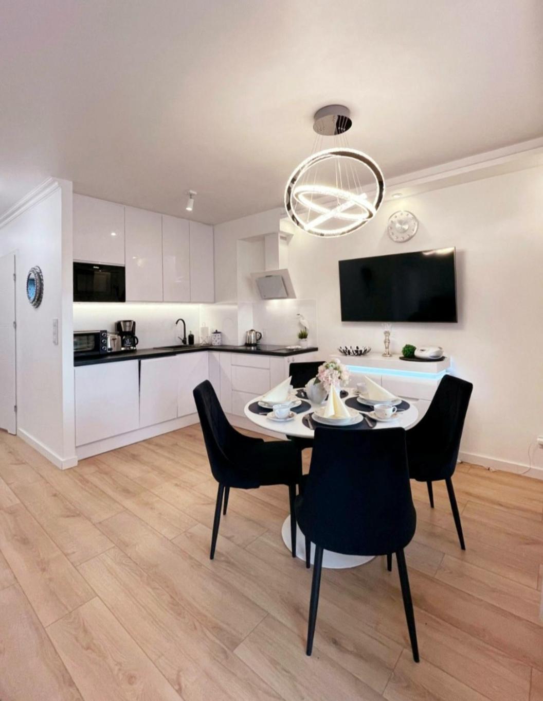 Apartamenty Bryza - Kwartal Rozy Wiatrow - Garaz Świnoujście Buitenkant foto