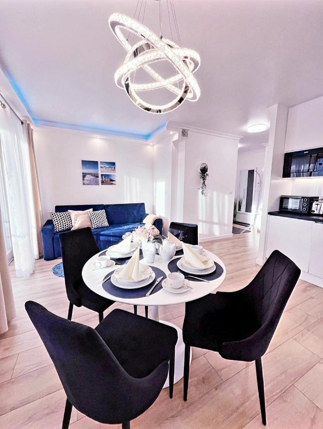 Apartamenty Bryza - Kwartal Rozy Wiatrow - Garaz Świnoujście Buitenkant foto